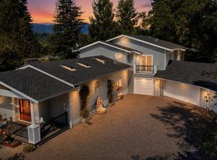 24010 Summit Woods Dr, Los Gatos, CA 95033