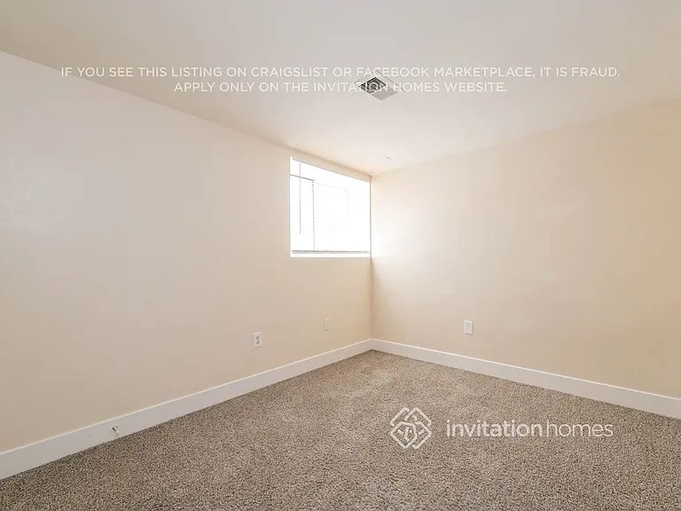 19074 E Mansfield Dr — Photo 12