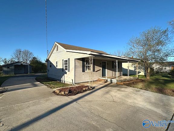 2nd image of 131 Wilson Mann Rd