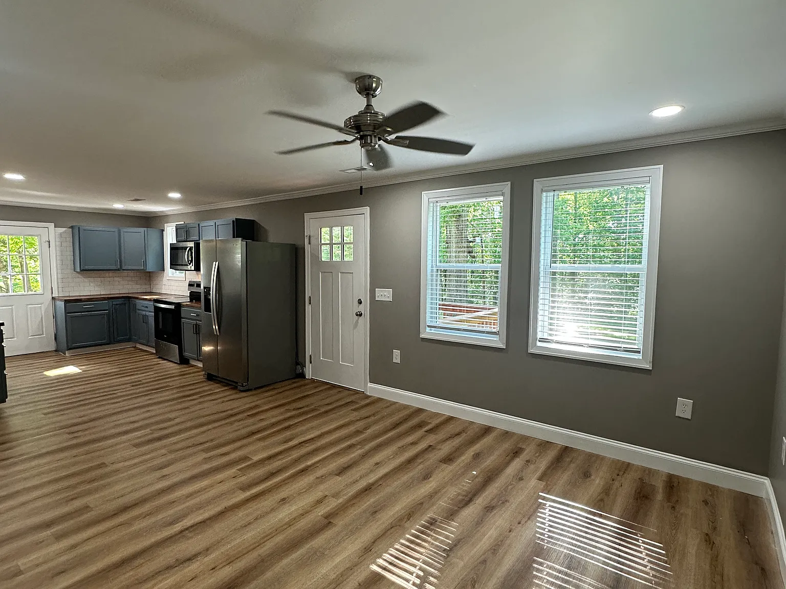 3 Bed 1 Bath coming soon — Photo 2
