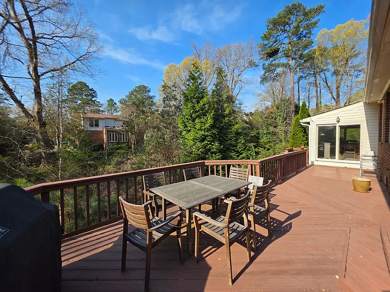3201 Chapham Cross — Photo 45
