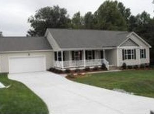 57 Banks Rd, Smithfield, NC 27577