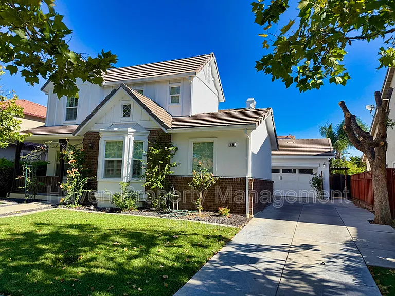 49 E Heritage Dr — Photo 18
