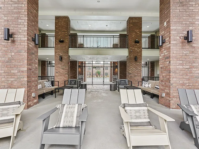 The Kirkwood Apartments at Edgewood — Photo 29