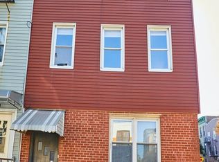210 Devoe St, Brooklyn, NY 11211