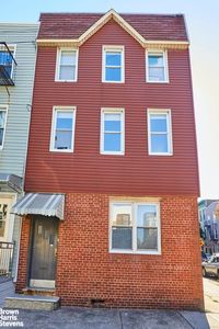 210 Devoe St, Brooklyn, NY, 11211