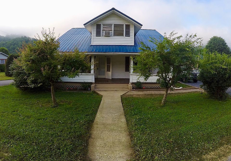 1st image of 3912 Skyland Dr