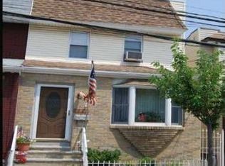 7215 Juniper Valley Rd, Middle Village, NY 11379