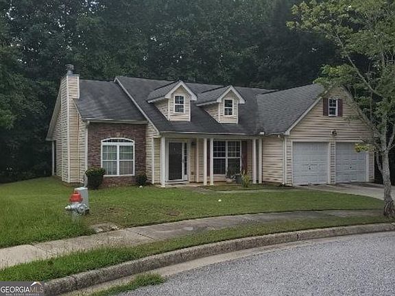 2nd image of 210 Arran Point