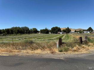 W Moore St, Glenns Ferry, ID 83623