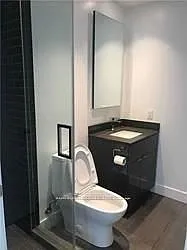 7 Grenville St #2011 — Photo 31