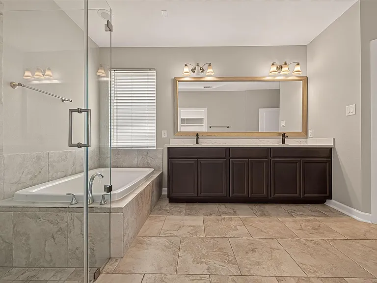 12507 Point Arbor Ct — Photo 36