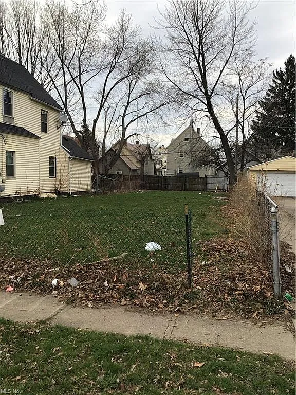 3195 W 94th St photo 1