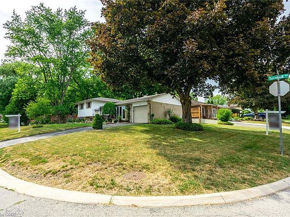 3rd image of 82 Turnbull Rd