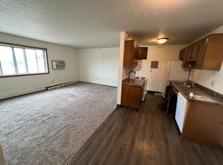 Ashton, Fargo, ND 58102