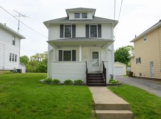 715 Loomis St, Jackson, MI 49202