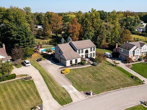 3rd image of 886 Tall Trees Dr