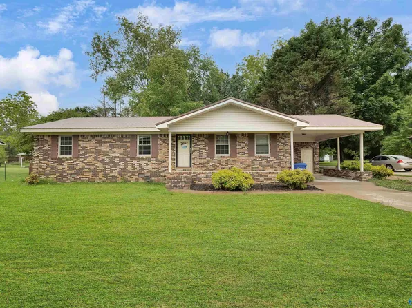 512 Eastview Ave, Albertville, AL 35950