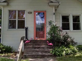 1529 Mississippi Ave, Davenport, IA 52803