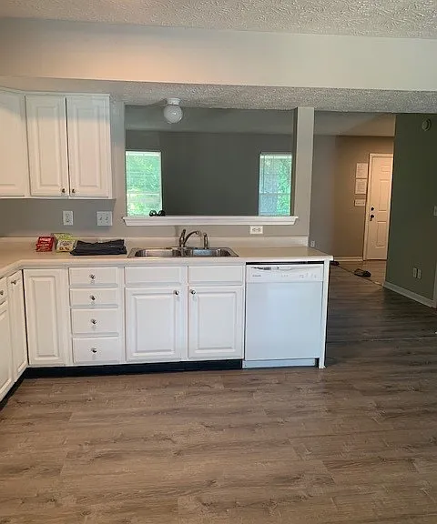 622 Berkley Rd — Photo 4