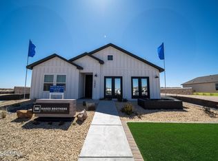 150 Pinos Altos Trl, Santa Teresa, NM 88008