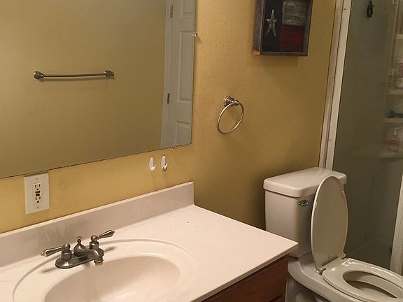 3rd image of 1084 County Road 315