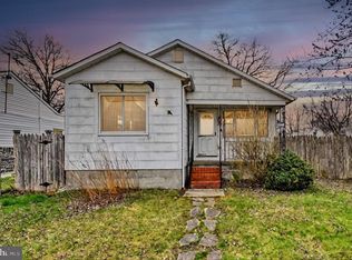 563 Compass Rd, Baltimore, MD 21220