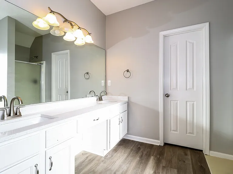 50 Lakewood Dr — Photo 11