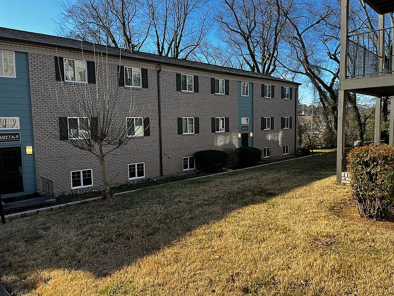 Bell View at Northshore Apartments — Photo 22