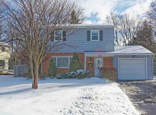 1 Evergreen Way, East Greenbush, NY 12061