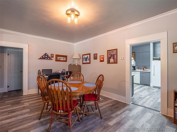5th image of 909 S 2nd St