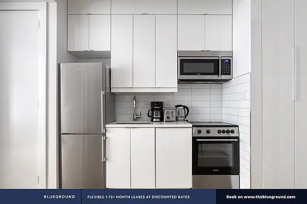 Rented by The Blueground | media 23