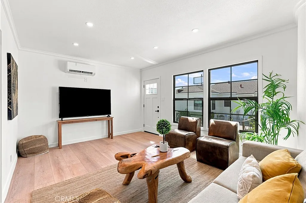 1 bed, 800 sqft, $2,650 — Photo 2