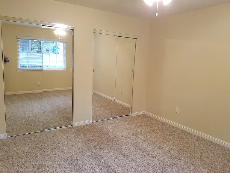 388 E School St #388 — Photo 7