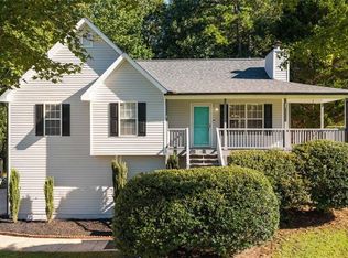 526 Willow Creek Dr, Temple, GA 30179