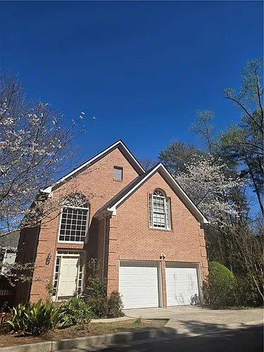 1209 Wildcliff Cir NE #100 Photo 1