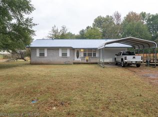 400 W Hancock St, Dyer, AR 72935