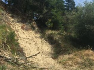 Sherry Barbie Ln, North Bend, OR 97459