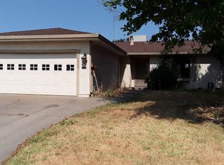 10425 Ambassador Dr, Rancho Cordova, CA