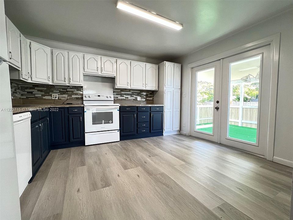 1st image of 1518 SW 2nd Ave #1