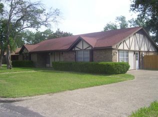 200 Texas Ave, Hewitt, TX 76643