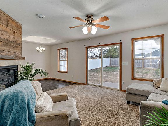 3rd image of 2701 W Garton Road