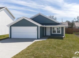 908 2nd St, Perry, KS 66073