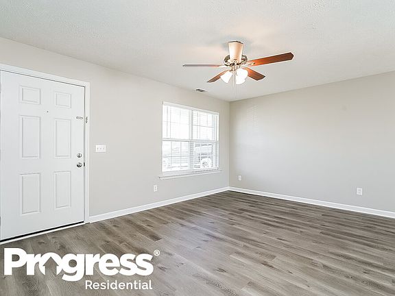 5th image of 1041 Tammy Sue Ln
