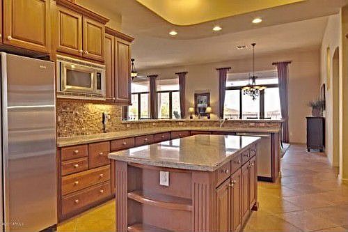 3rd image of 14635 E Larkspur Dr