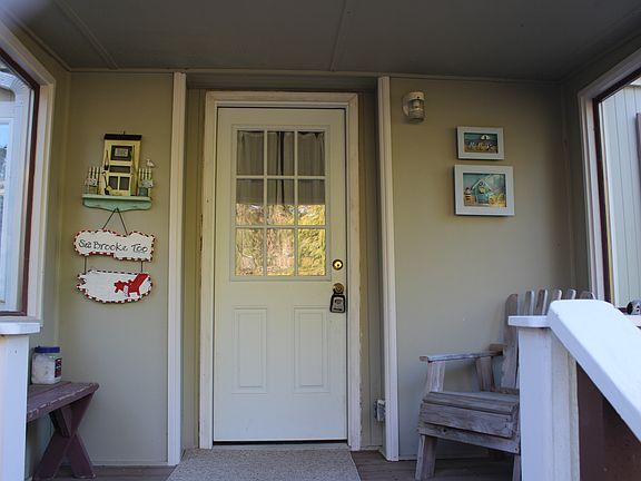 2nd image of 23 Lakeside Dr