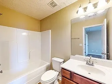 2 bed, 2.5 bath, 1258 sqft, $1,775 — Photo 4