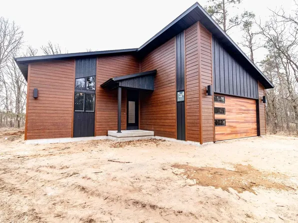 1505 Locust Trail, Nekoosa, WI 54457