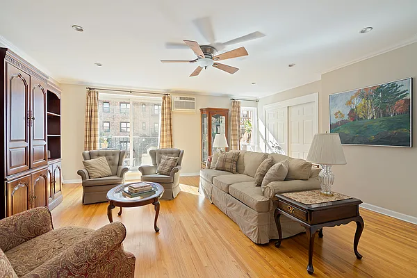 Sold by Compass | media 4