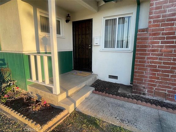 2nd image of 10902 Poindexter Ave